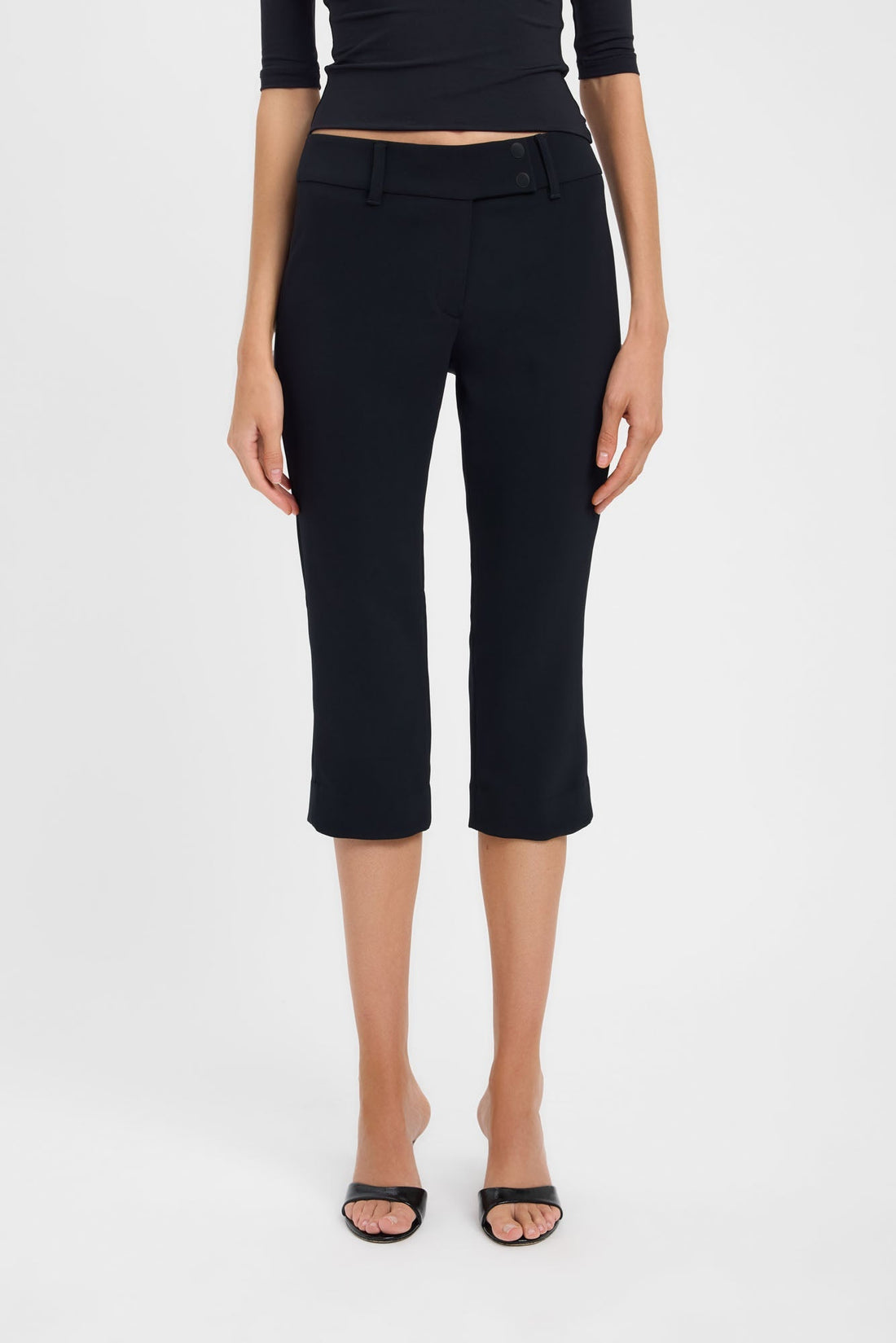 Alto Tab Capri Pant